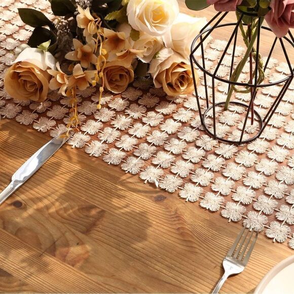 Table Runner Crochet Gold Lace Champagne - Picture 1 of 6